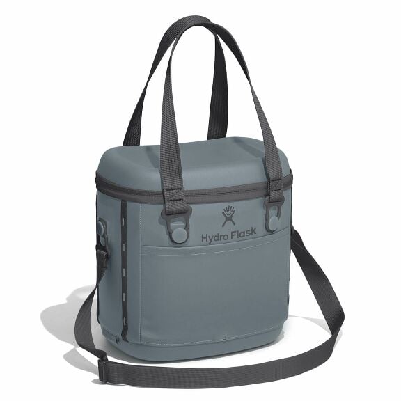 carryouttm-soft-cooler-10-l-r8 6pco043-carryout-cooler-10l-shale-gray-angled_1_1.jpg