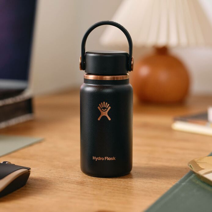 arc-collection-micro-hydro-200-ml-w8 black_-_lifestyle_1.jpeg