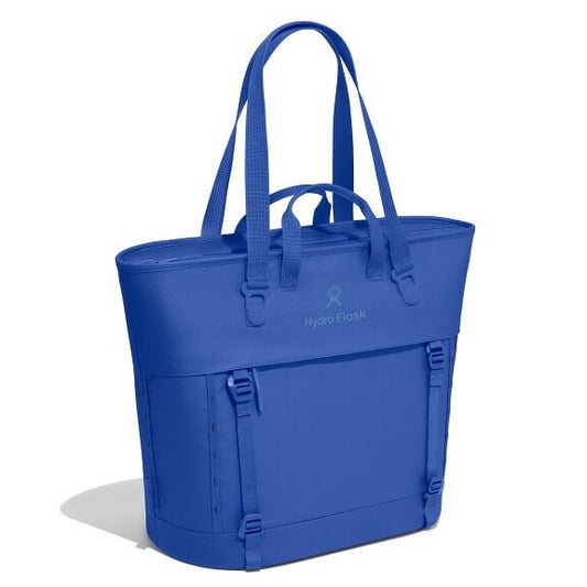 carryouttm-soft-cooler-tote-30-l-r0 maxiit382_carryout_tote_30l_capri_blue_angled_1.jpg