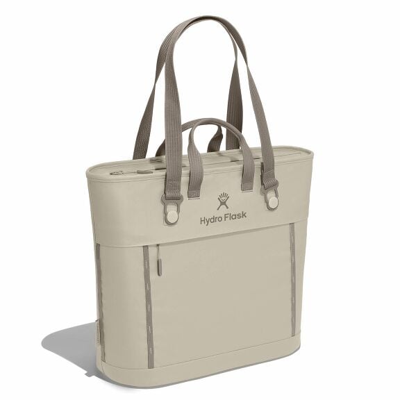 carryouttm-soft-cooler-tote-20-l-m9 midiit114-carryout-tote-20l-oat-angled.jpg