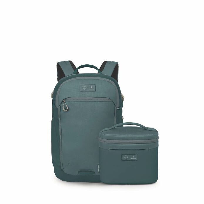 osprey-axis-x-hydro-flask-campus-essentials-bundle-w2 ospreyaxis_hydroflask5l_lunch_bag_f25_front_cascade_10007249.jpg