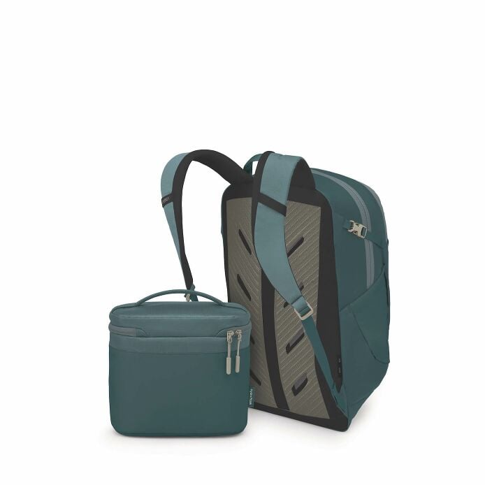 osprey-axis-x-hydro-flask-campus-essentials-bundle-w2 ospreyaxis_hydroflask5l_lunch_bag_f25_sideback_cascade_10007249.jpg