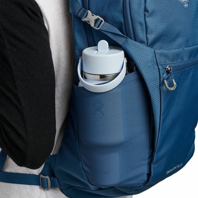 24-oz-travel-bottle-with-flex-straw-cap-m0 travelbottle-hb-backpack_1_8_1.jpg